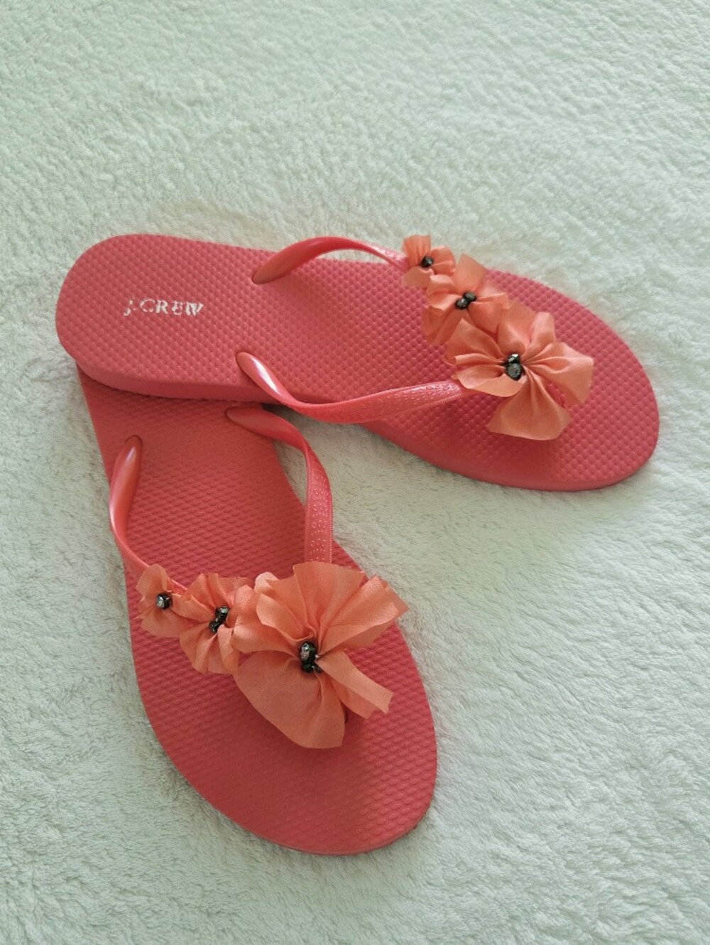 J. Crew ✨️ Coral Floral Flip Flops for Women Size 8
